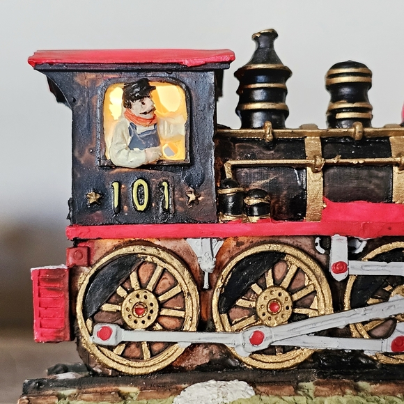 Rare Vintage Orient Express Lights Up 3 Section Resin Train Locomotive Caboose - Picture 9 of 17